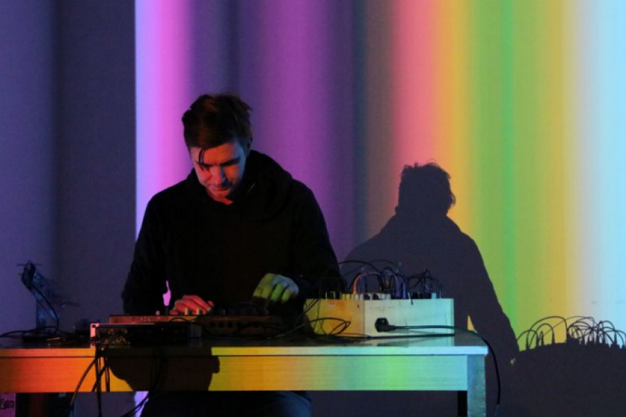 Jiří Suchánek: Atomtone